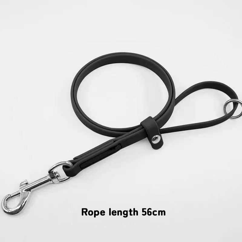 Black adjustable dog bathing tether with metal clip