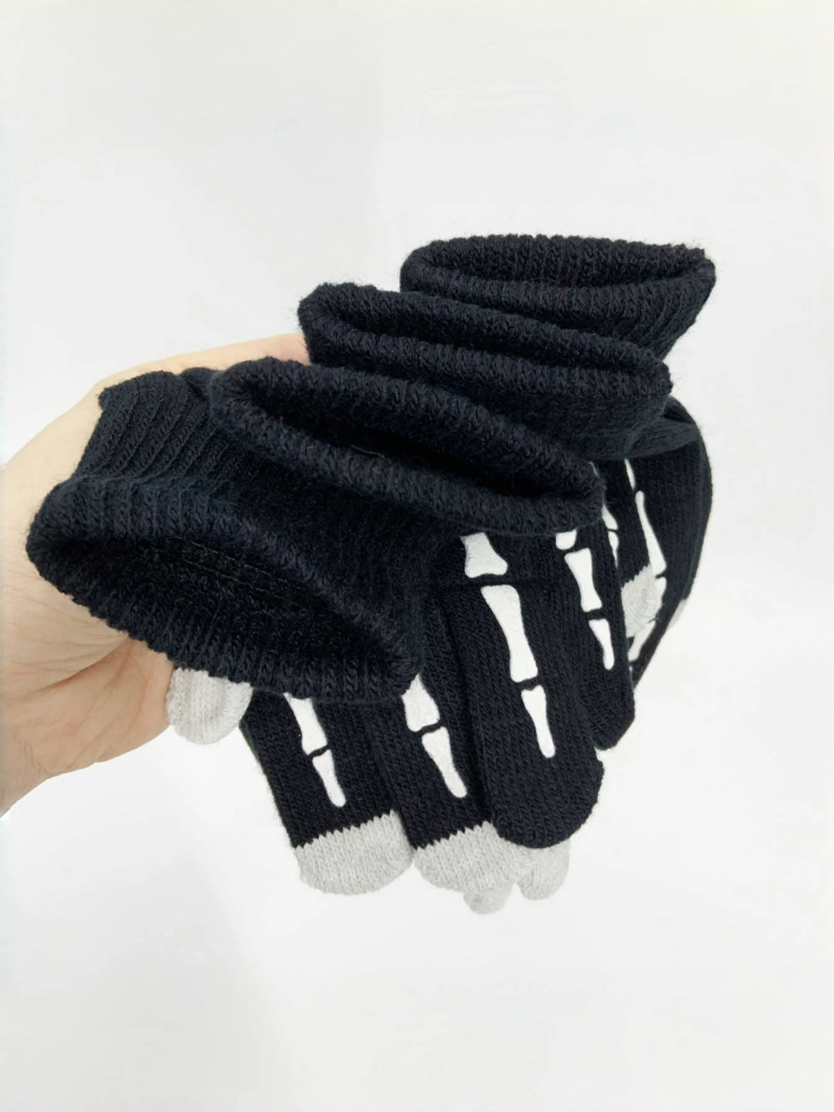Men's Skull Pattern Knit Gloves